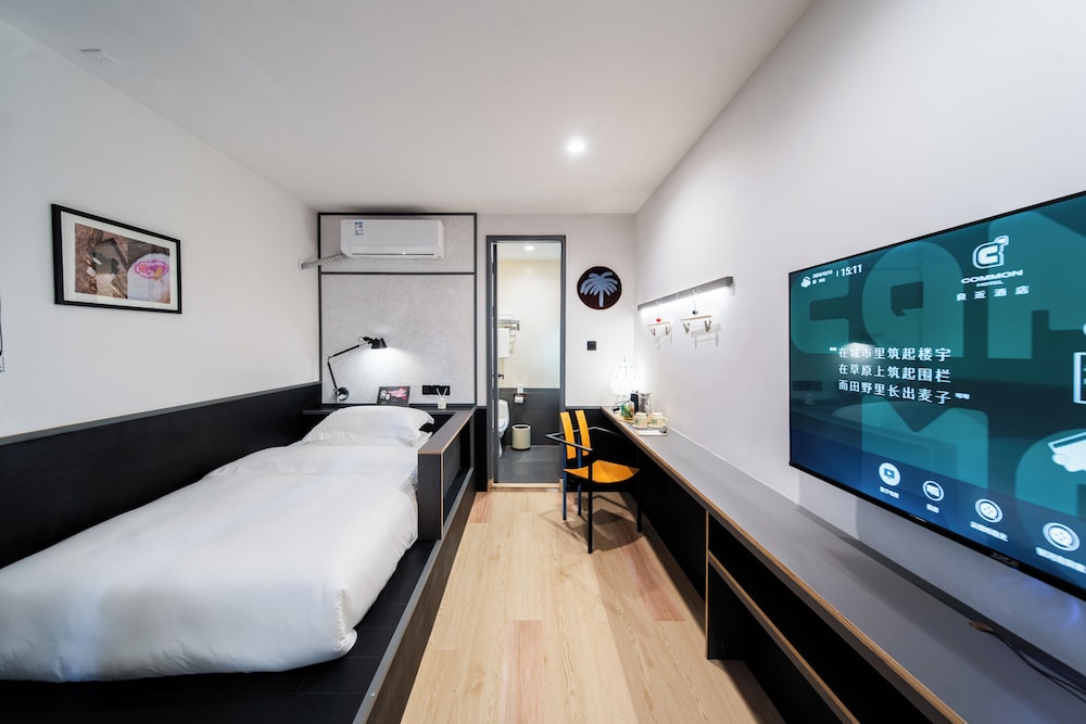 Standard Twin Room, Multiple Beds, Smoking, Housekeeping