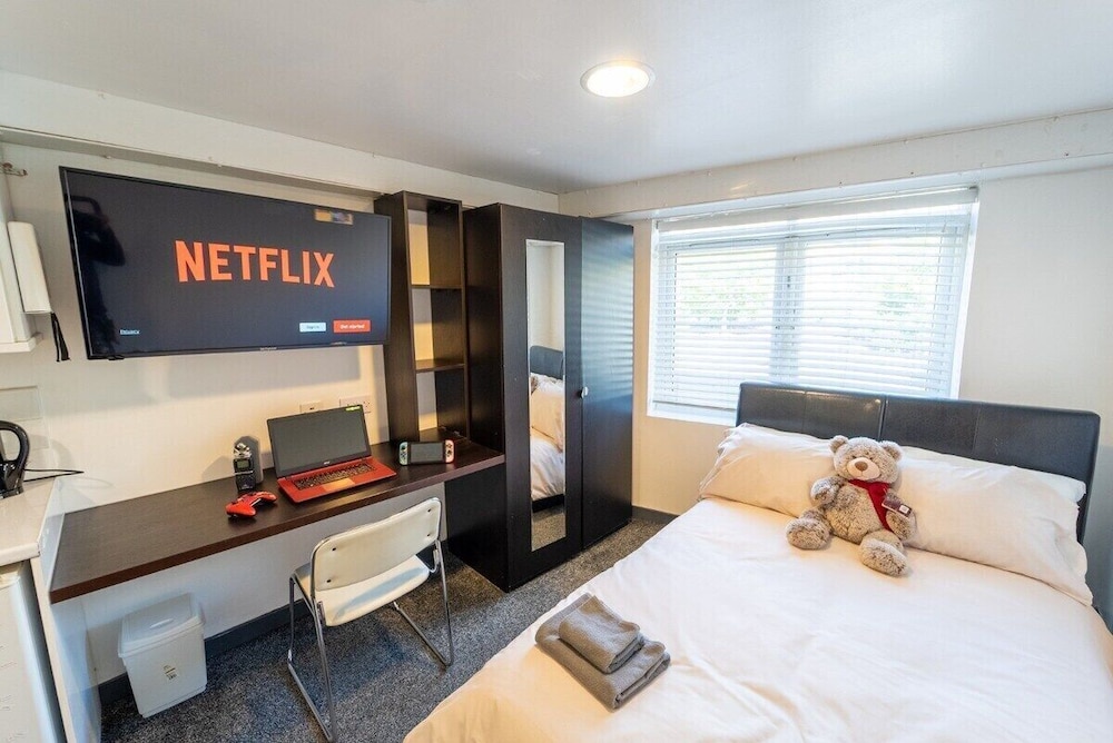 Standard Studio, Ensuite (Studio 3) - Photo 2