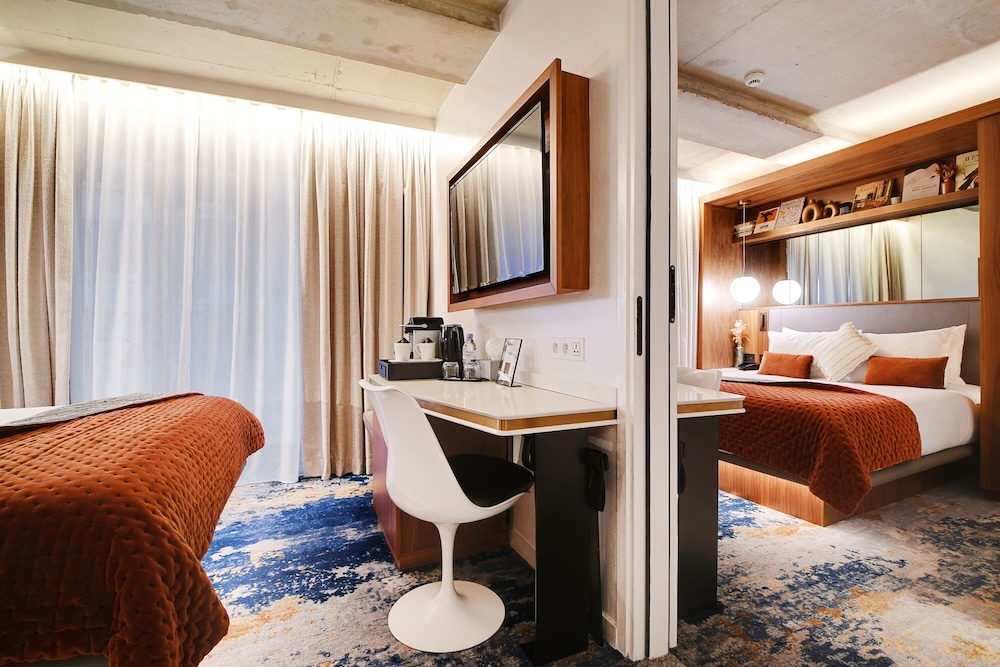 Superior Quadruple Room photo 3