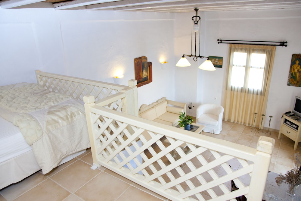 Junior Studio Suite, 1 Bedroom, Sea View (Htenia) photo 2