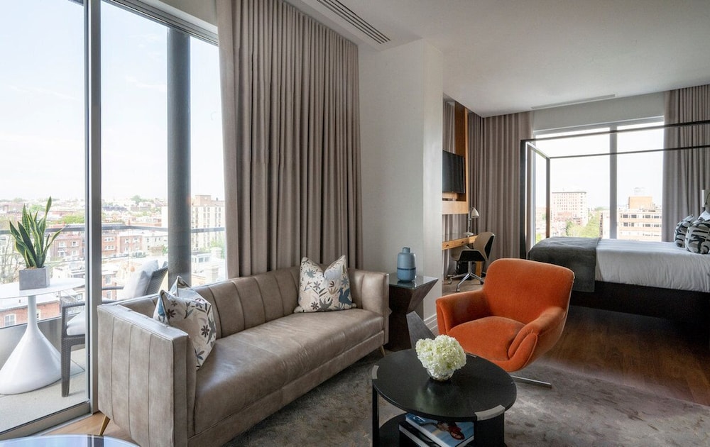 Studio Suite, 1 King Bed, Terrace