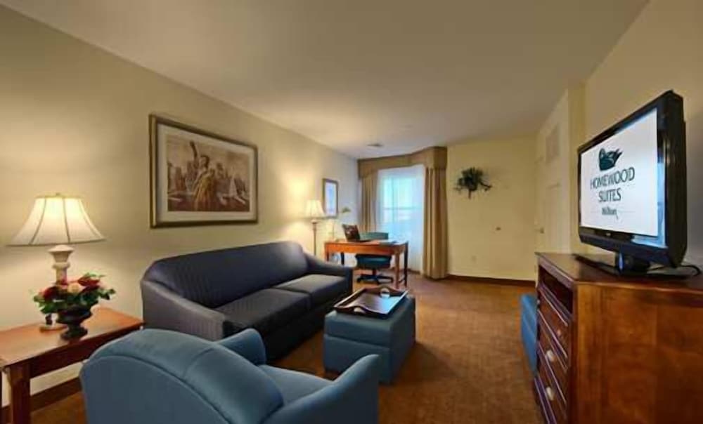 Suite, 2 Queen Beds, Non Smoking, Jetted Tub