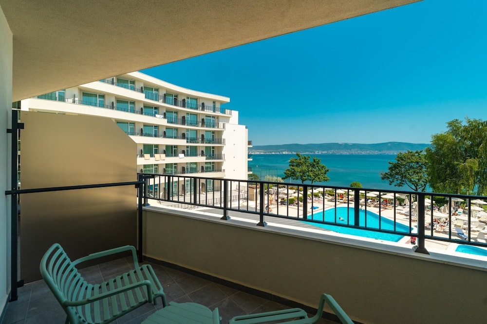 Deluxe Triple Room, Sea View