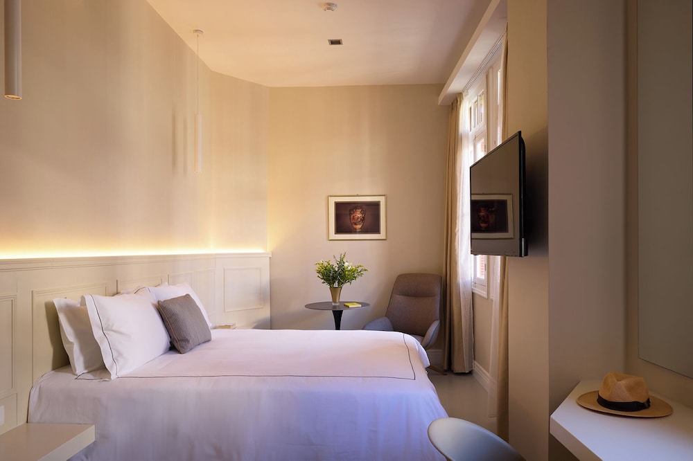 Comfort Triple Suite, City View photo 1