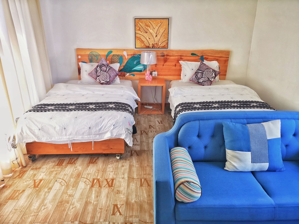 Twin Room, Mountain View