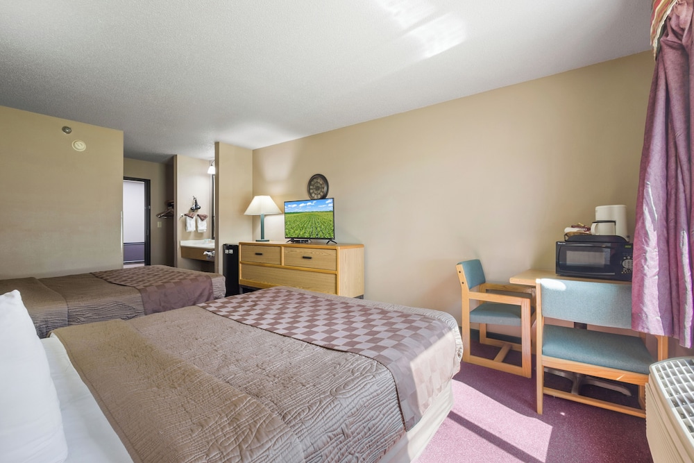 Economy Double or Twin Room photo 1