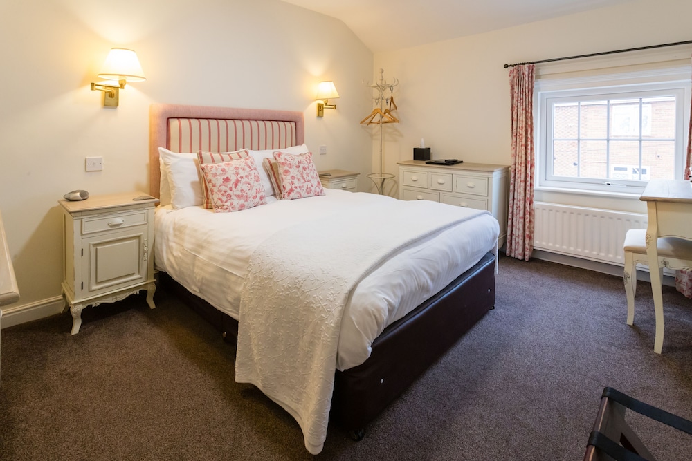 Standard Double Room photo 2