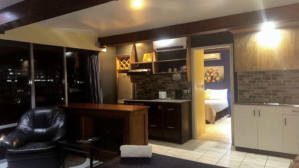 Executive Suite photo 9