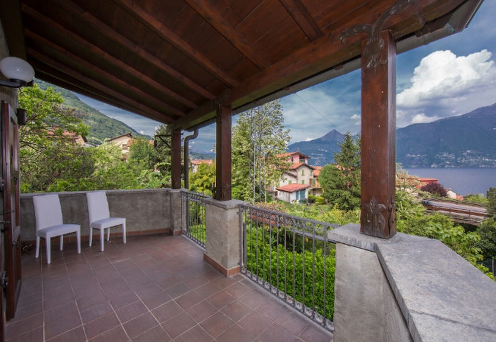 Honeymoon Townhome, Multiple Bedrooms, Mountainside (Villa Patricia) photo 1