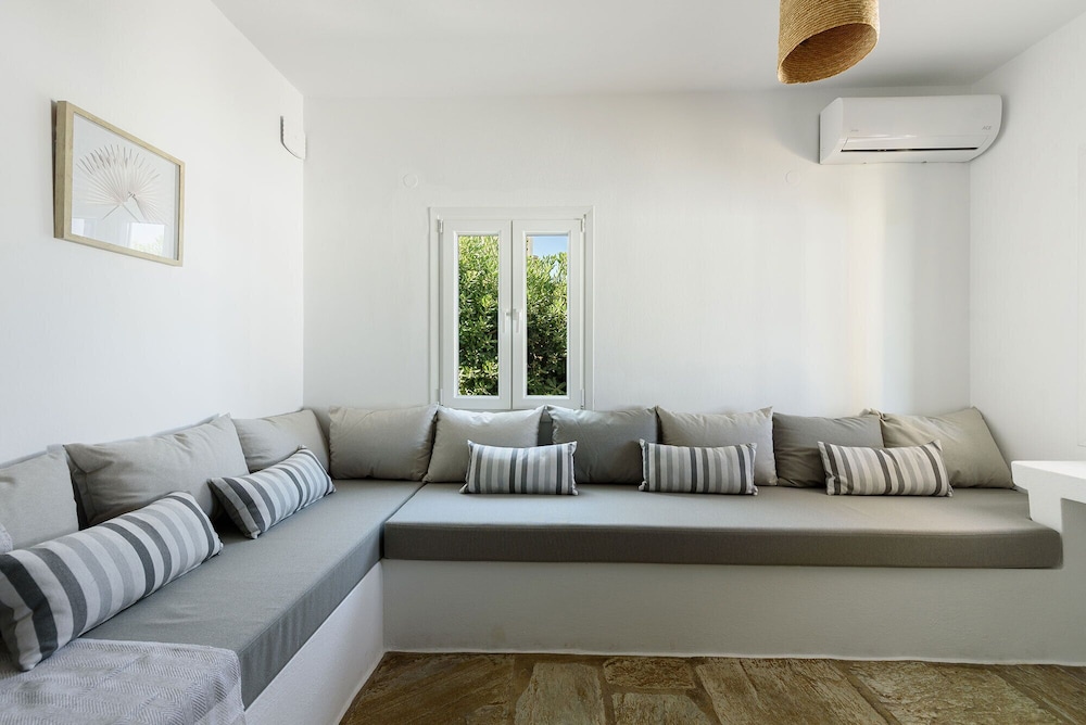 Luxury Apartment, City View