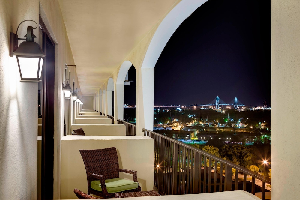 Concierge Room, Room, 2 Queen Beds, Balcony - Photo 8