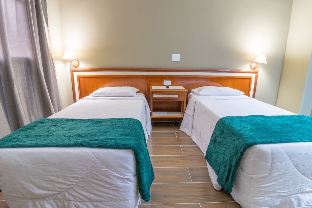 Basic Twin Room photo 2