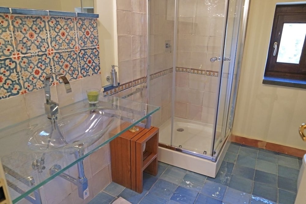 Deluxe Triple Room photo 3