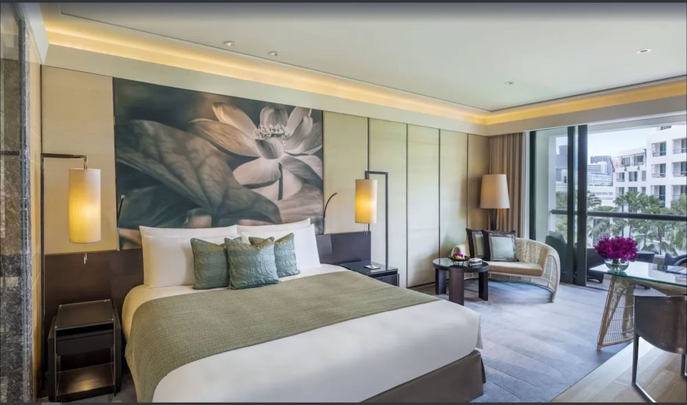 Premier Room, 1 King Bed