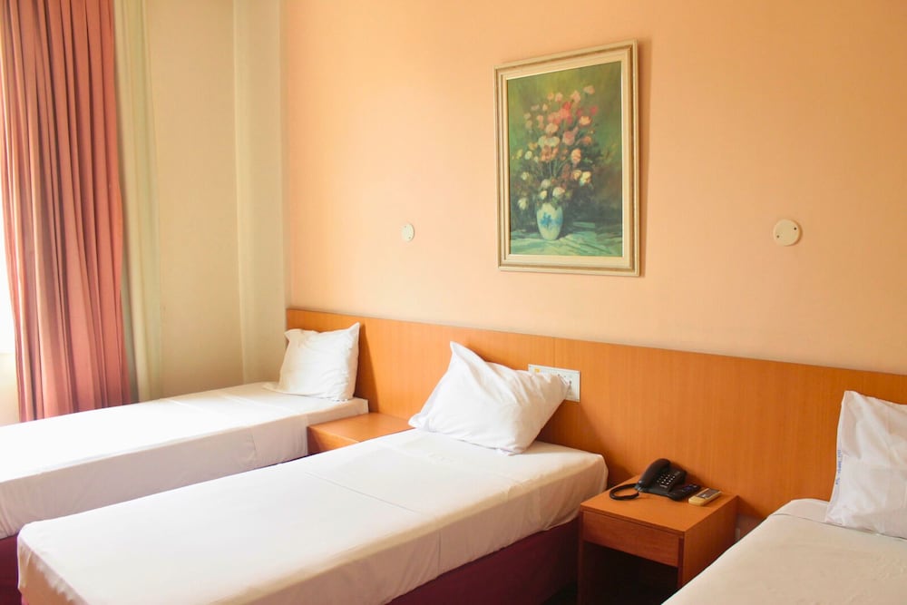 Standard Triple Room - Photo 2
