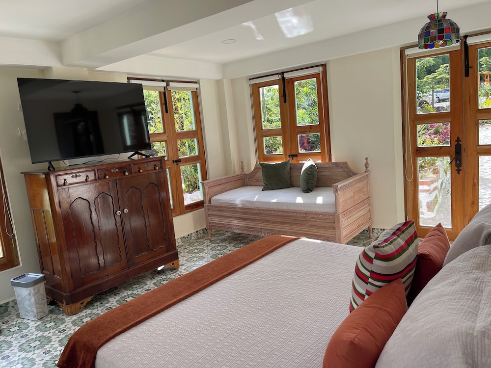 Standard Studio Suite photo 2