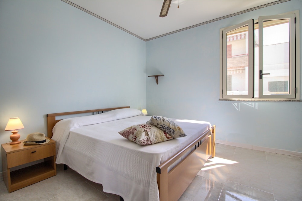 Apartment (2 Bedrooms)