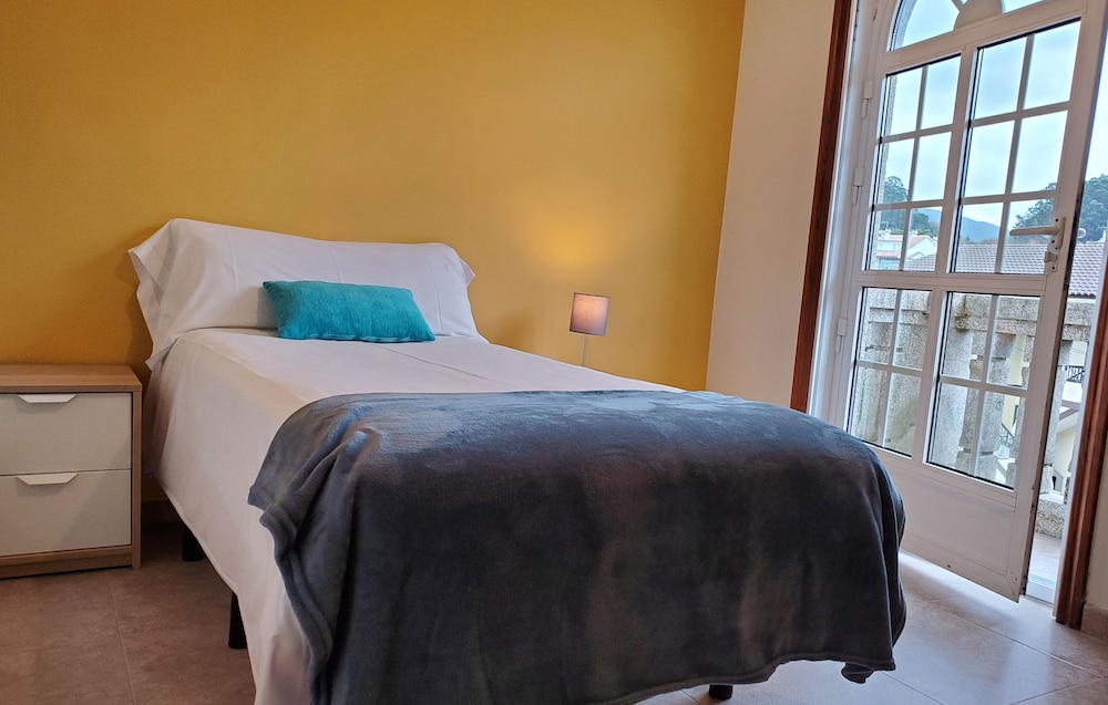 Basic Room photo 2