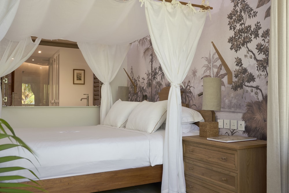 Senior Suite - Photo 7