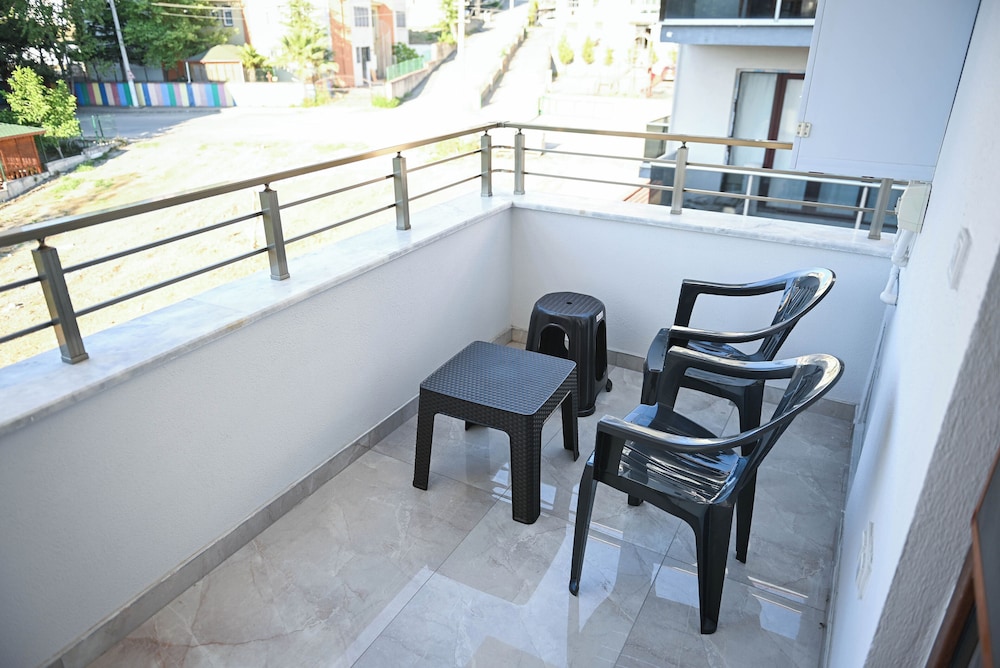 Family Apartment, Garden View photo 2