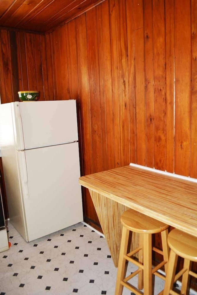 Cottage 9, 1 Bedroom photo 3