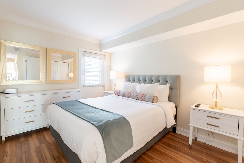 Full Ocean View Penthouse - Off Site Condominium P31