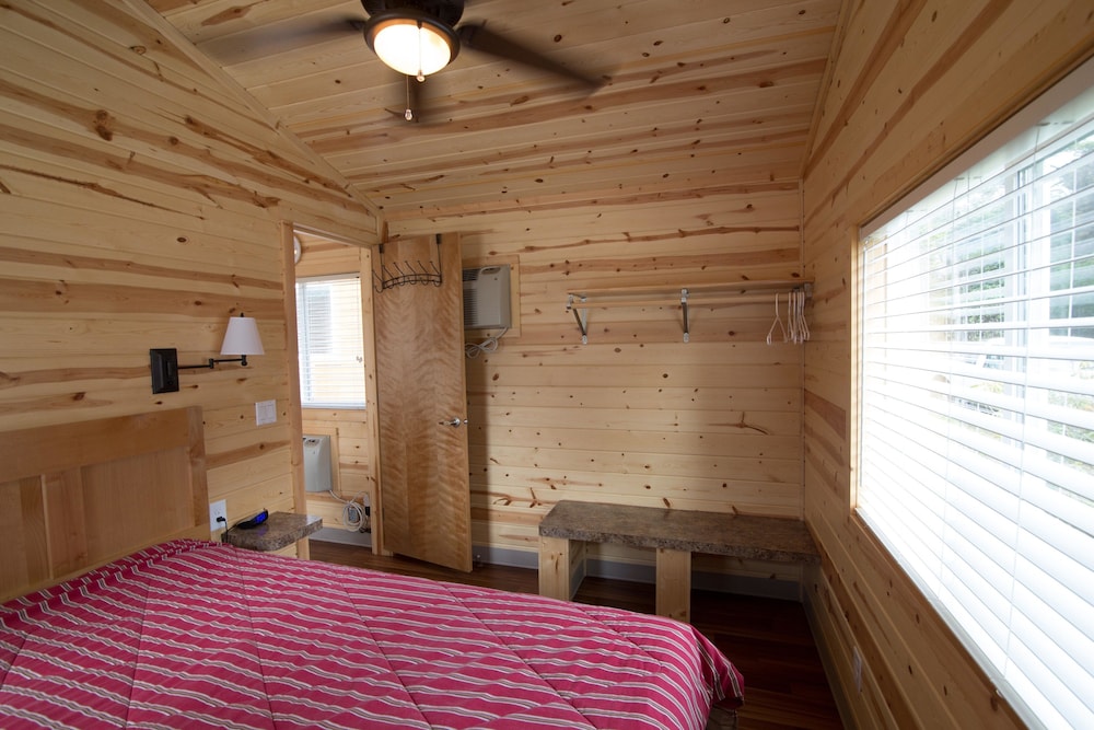 Cottage, 1 Bedroom (Pets OK, Linens not included) photo 1