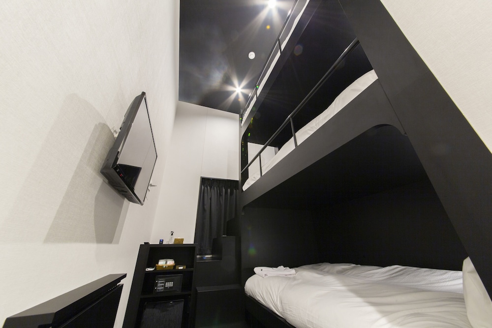 Triple Bunk Room, Non Smoking