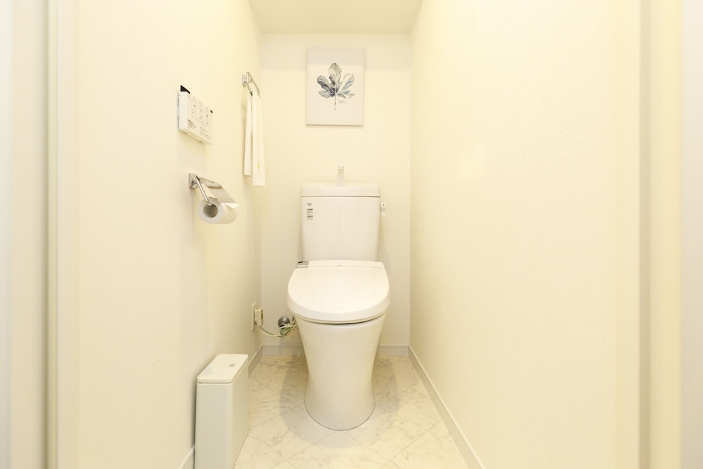 Annex Family Quadruple Room, Non Smoking - Photo 4