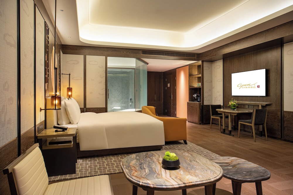 Basic Suite photo 1