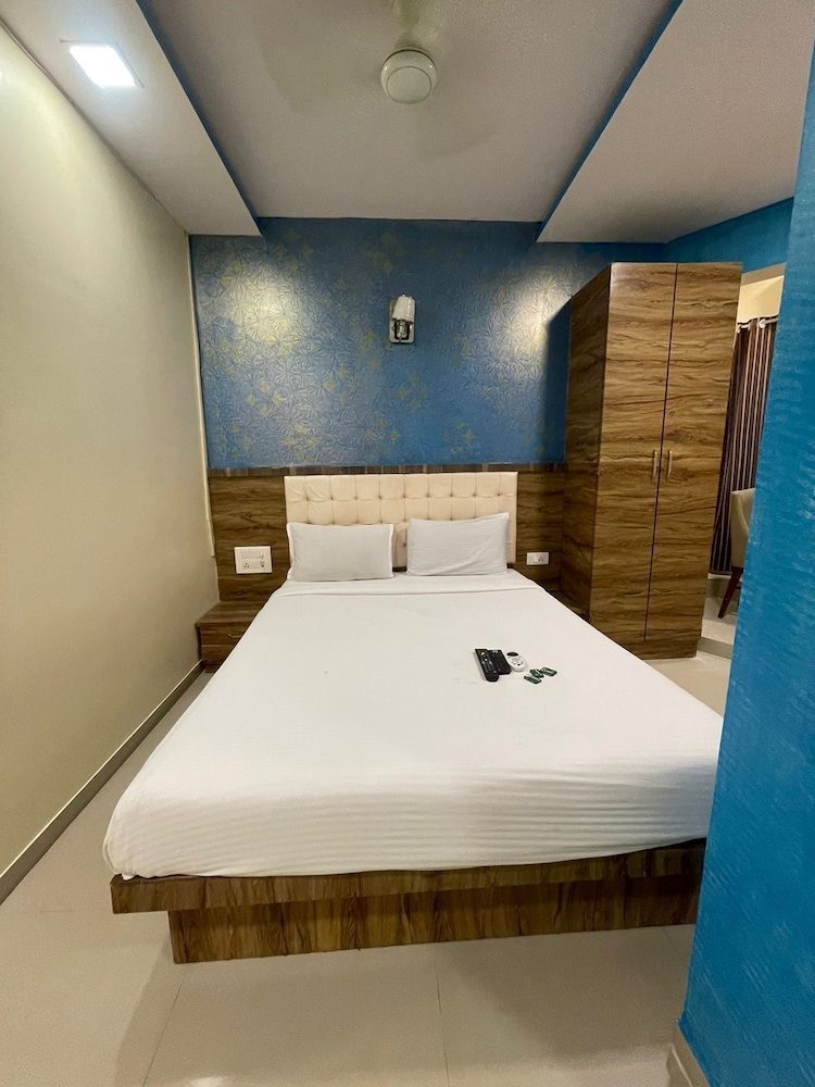 Deluxe Double Room - Photo 3