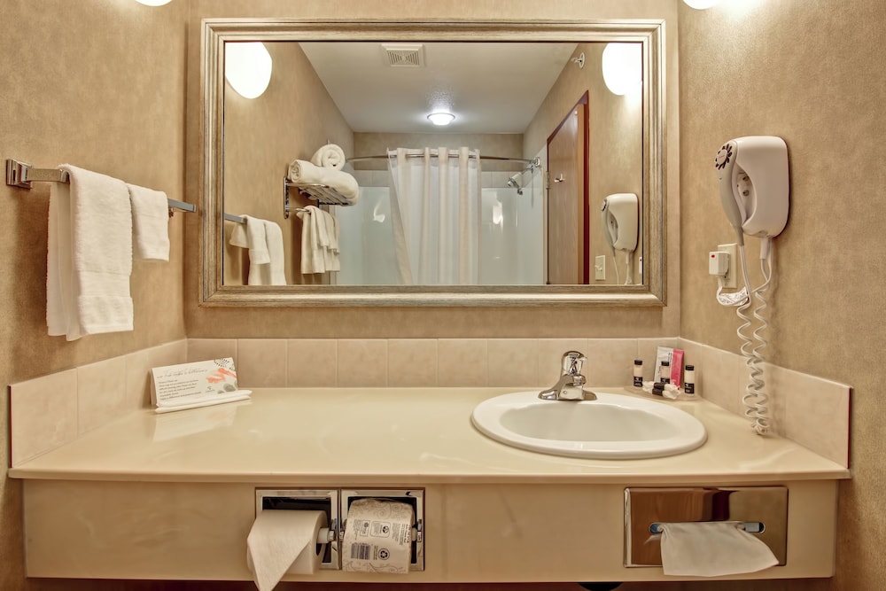 Room, 1 King Bed - Hotel photo 2