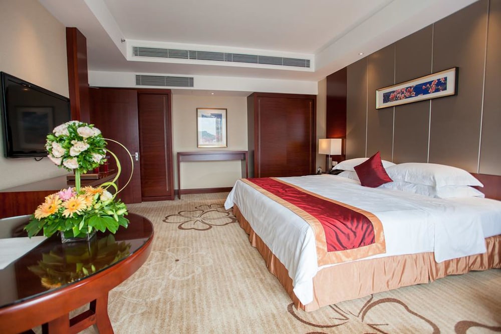 Presidential Suite, Multiple Beds photo 3