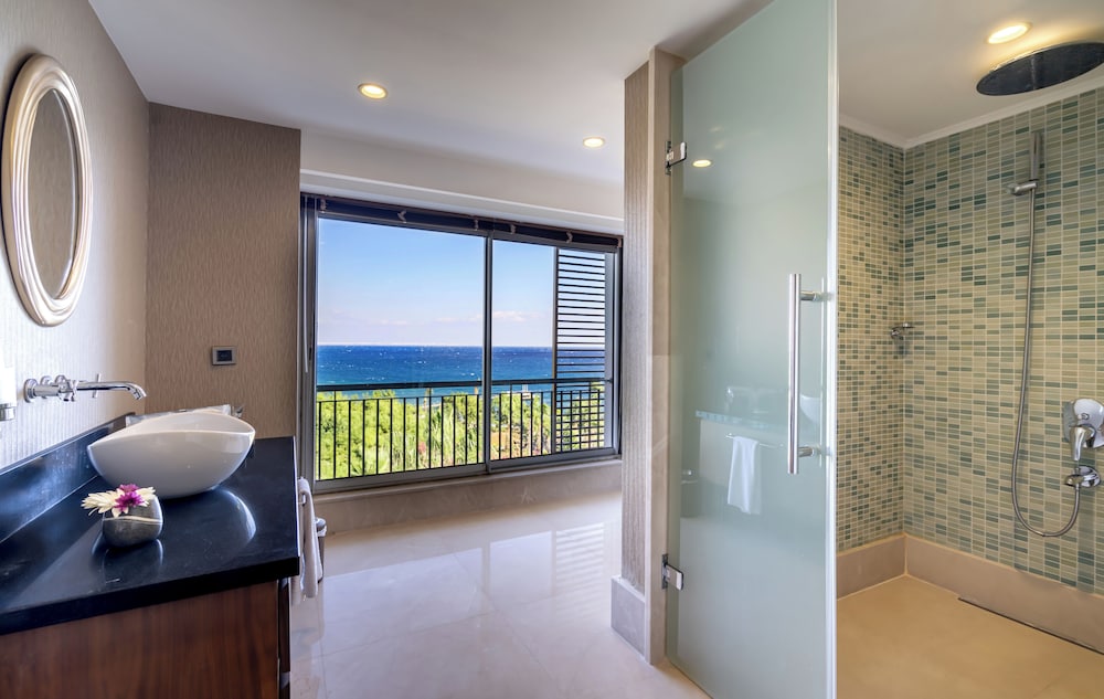 Presidential Suite, 1 King Bed photo 3