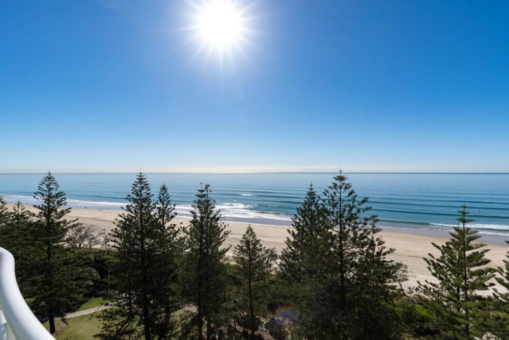 2 Bed Superior Ocean View (No Air-Con) photo 3