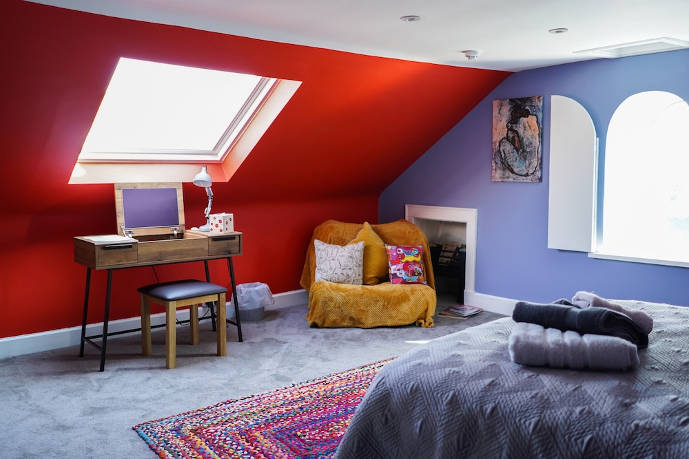Comfort Room photo 2