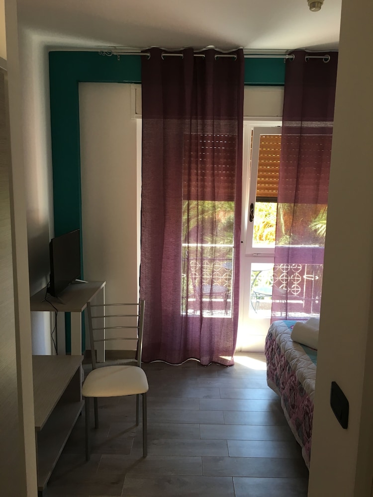Double or Twin Room photo 1