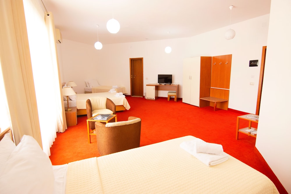Comfort Quadruple Room