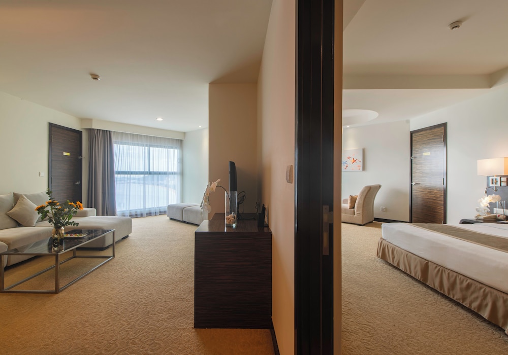 Club Suite, Ocean View photo 3