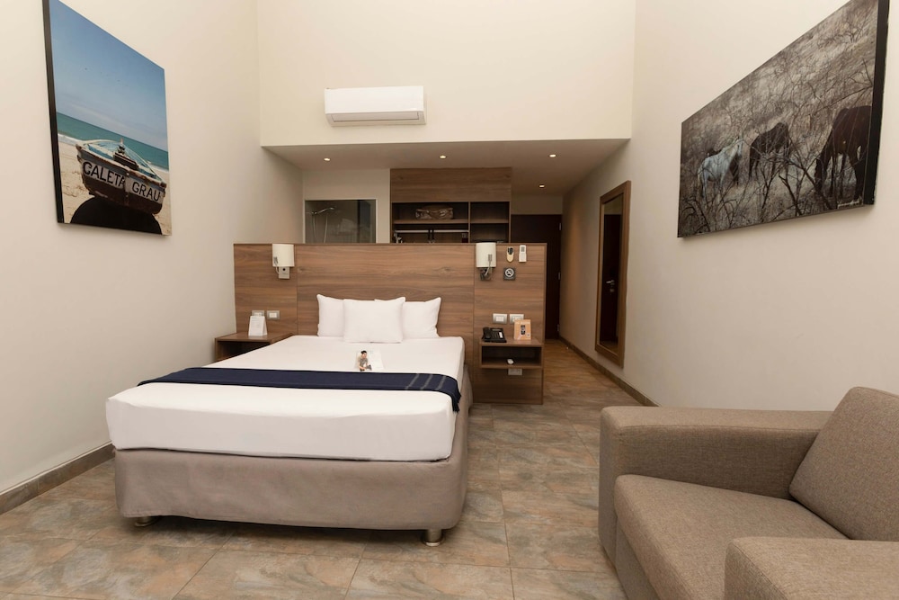 Superior Room, 1 Queen Bed, Terrace photo 3