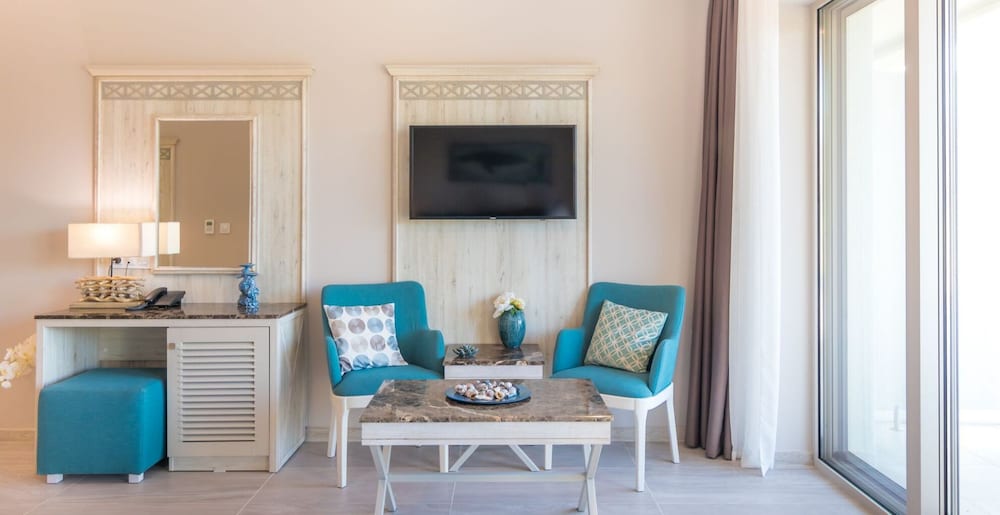 Junior Suite (Landscape View) photo 2