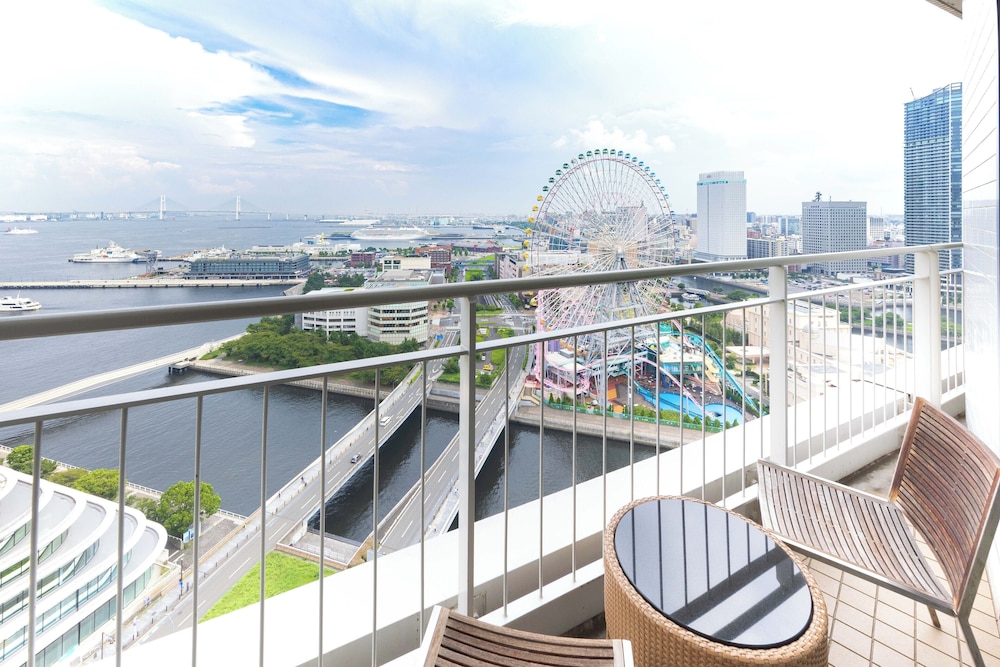 Executive Double Room, Smoking, Bay View - Photo 8