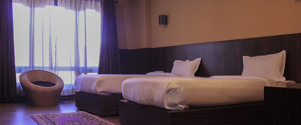 Deluxe Double or Twin Room photo 1