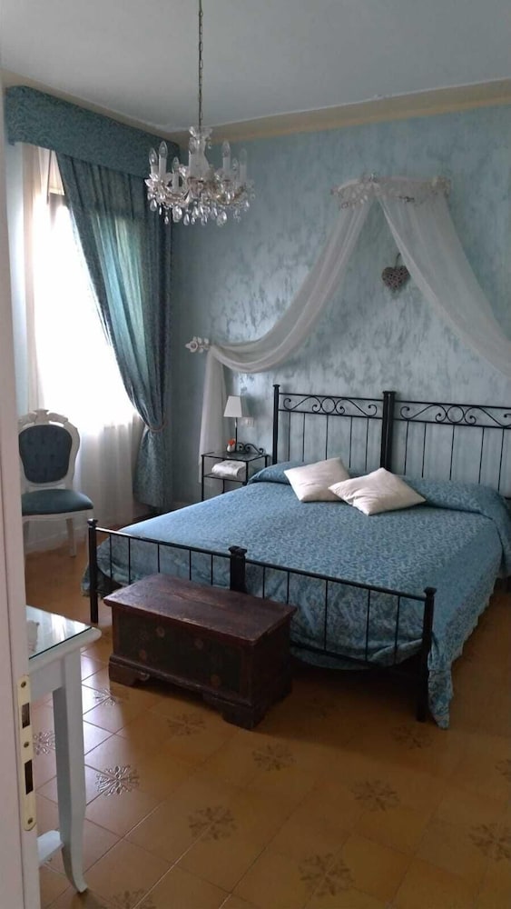 Standard Double Room, Garden View (External Private Bathroom) photo 3