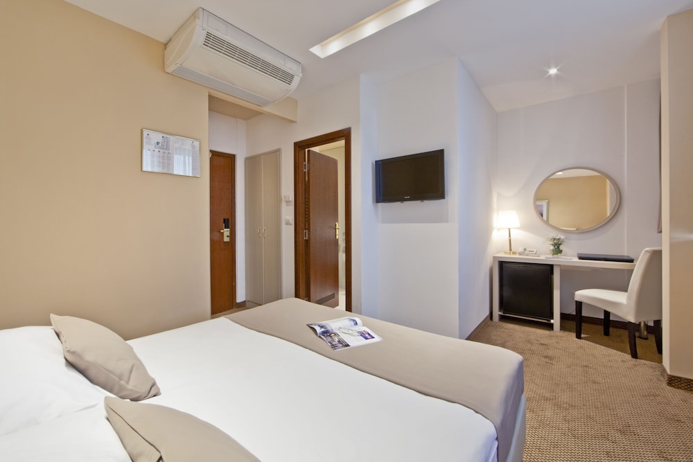 Superior Single Room