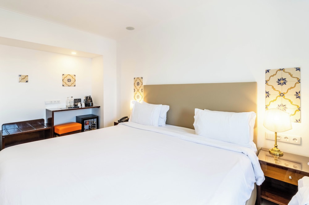 Comfort Double Room, 1 King Bed - Photo 6