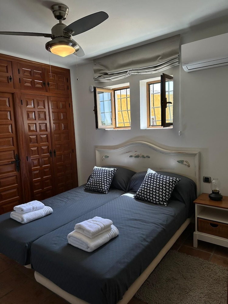 Villa, 4 Bedrooms (PV4) photo 2