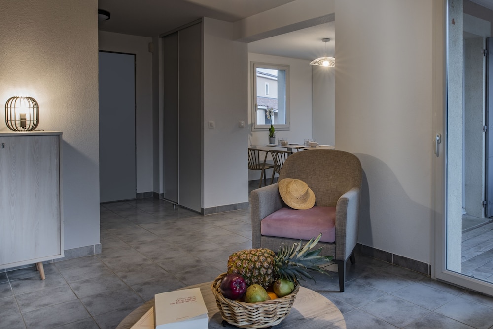 Villa, 2 Bedrooms - Photo 8