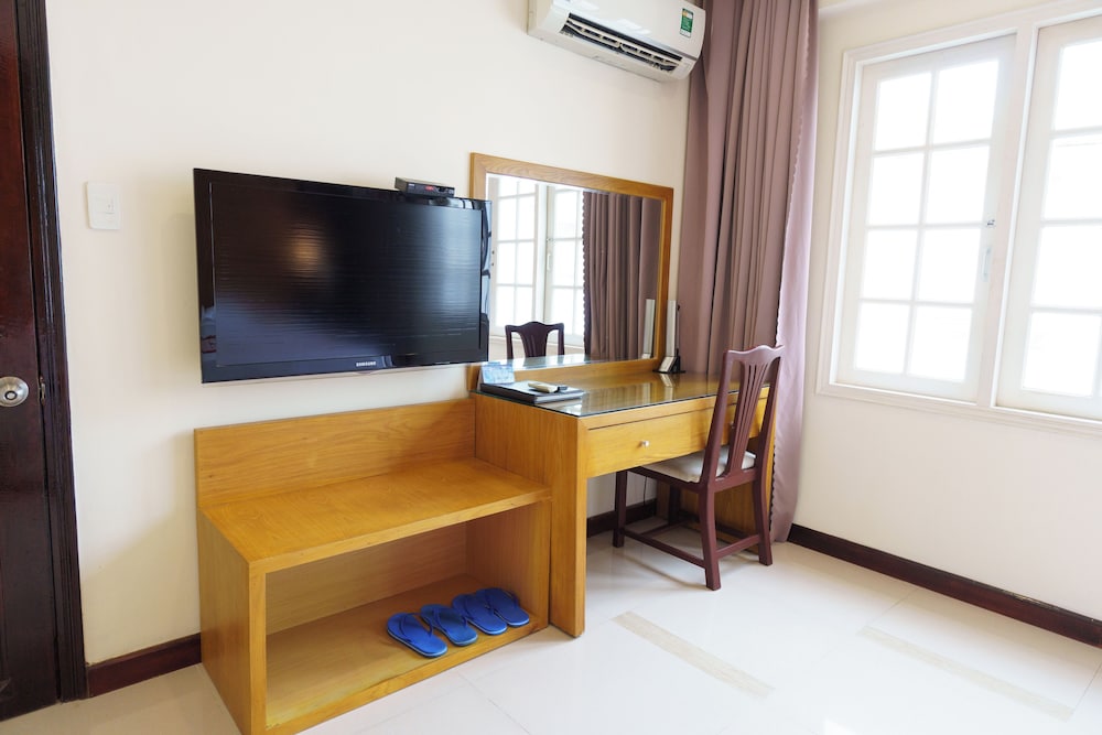 Deluxe Room - Photo 6