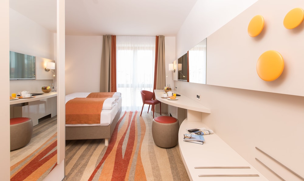 Business Double Room photo 3